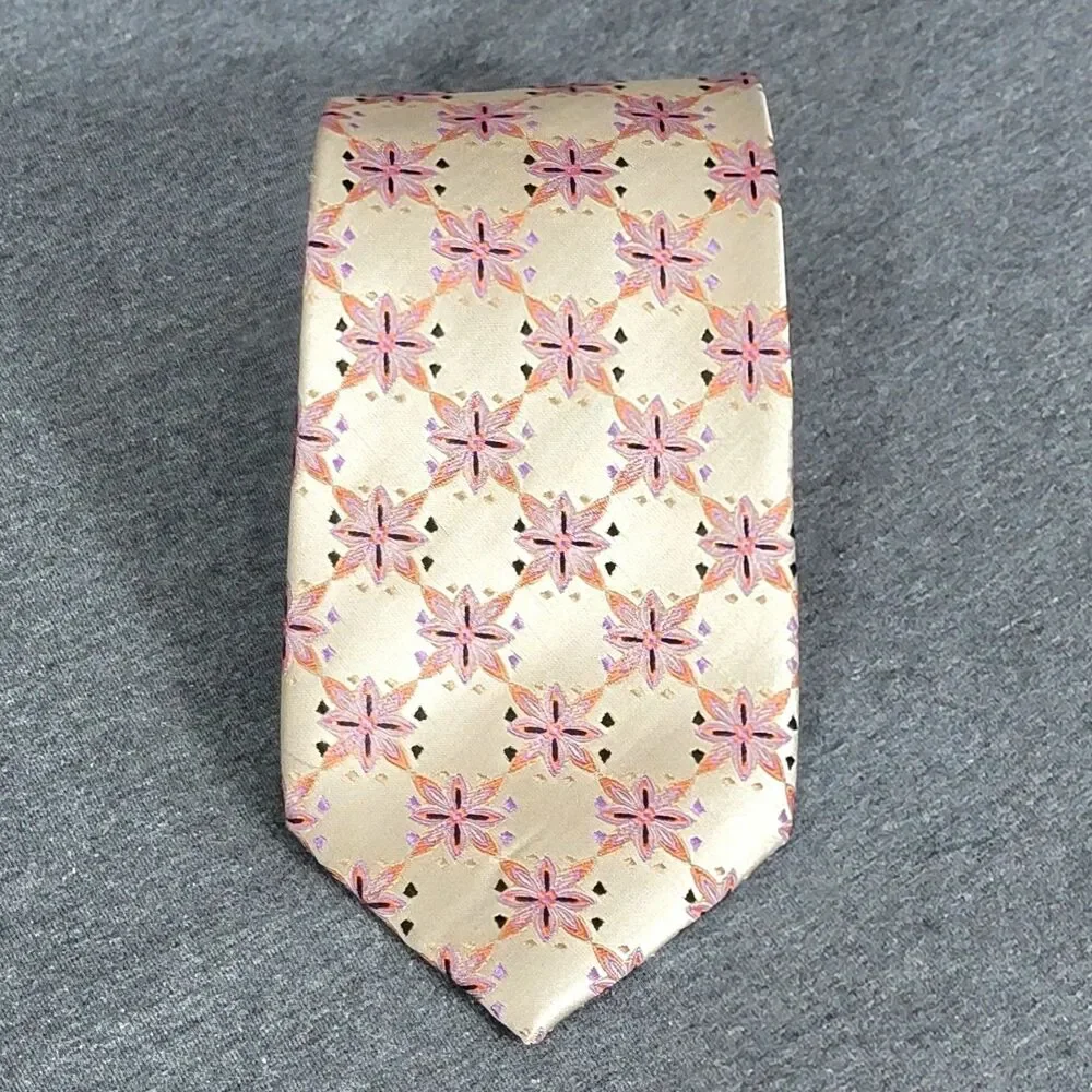 Steve Harvey Collection Tie Beige Lilac Geometric Silk Hand Made Necktie 62 x 4